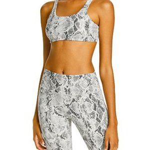 Alo Yoga Snakeskin Vapor Bra & Leggings Set